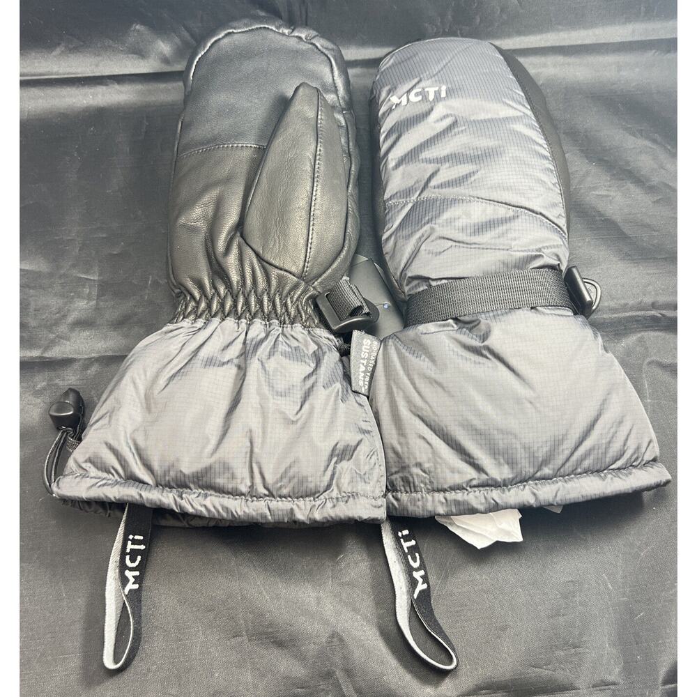 MCTI Ski Mittens Winter Cold Weather Waterproof Touch Medium Black. *NEW*
